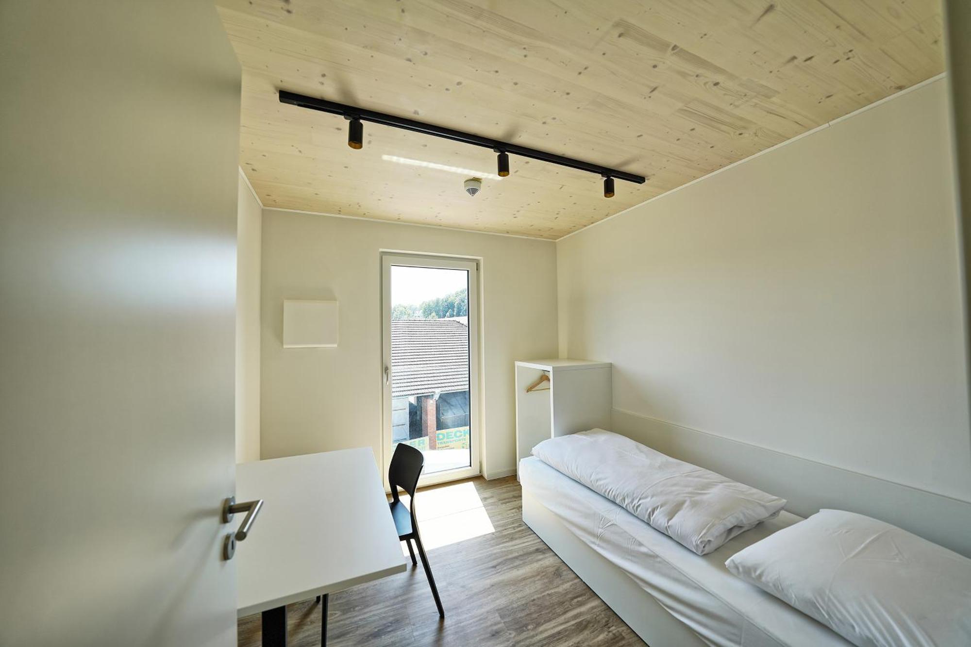 Timber One Boardinghouse Dorfen Exterior foto